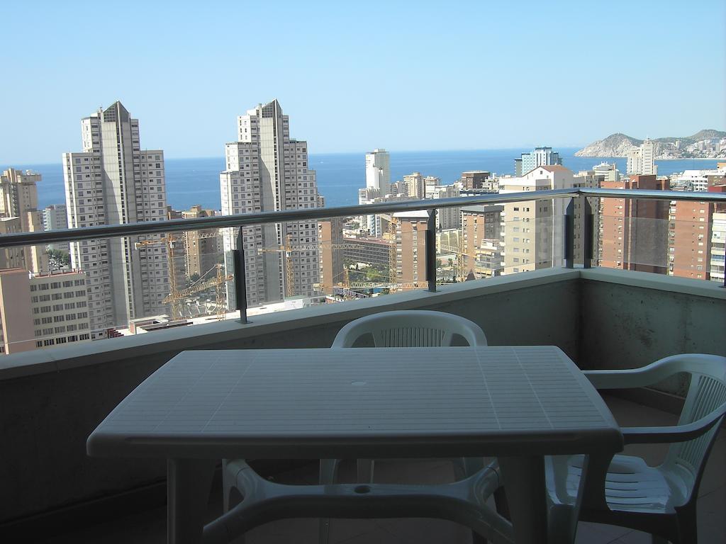 Apartamento Con Terraza Torre D'oboe By Renthas