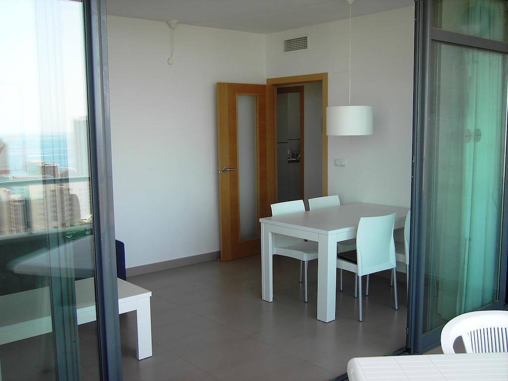 Apartamento Con Terraza Torre D'oboe By Renthas